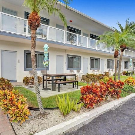 Waves Beach Town Cozy Studio Apartment Pompano Beach Eksteriør billede